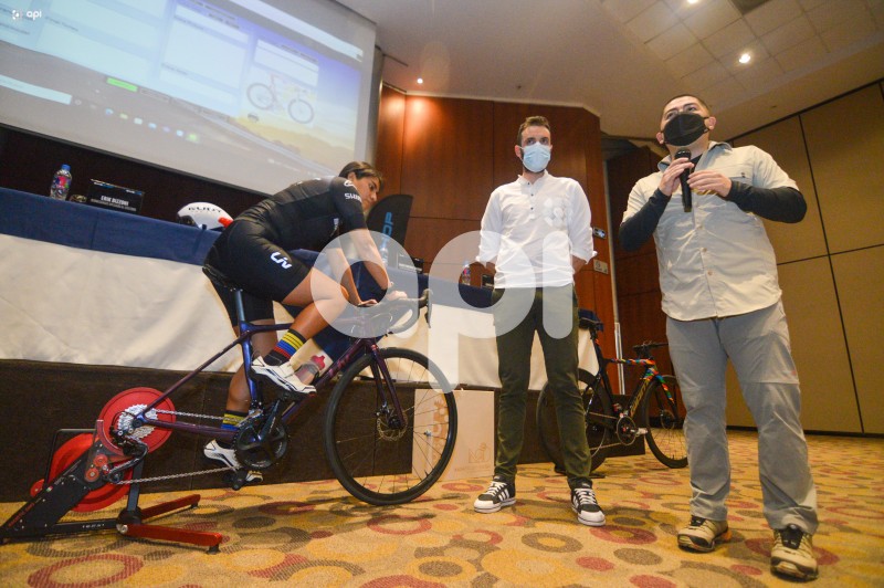 CUE-BIOMECANICA-CICLISMO