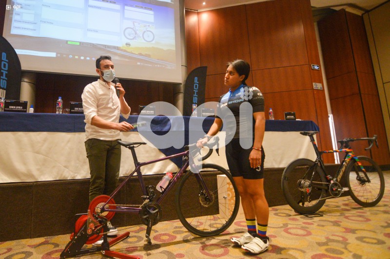 CUE-BIOMECANICA-CICLISMO