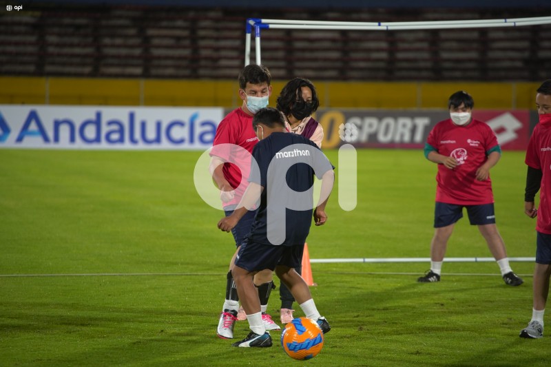 FBL-LIGAPRO-CUMBAYA-IDV