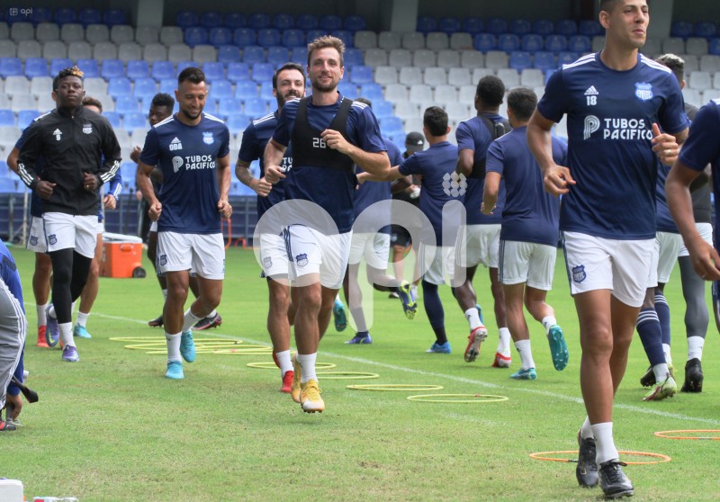 GYE-ENTRENAMIENTO-EMELEC
