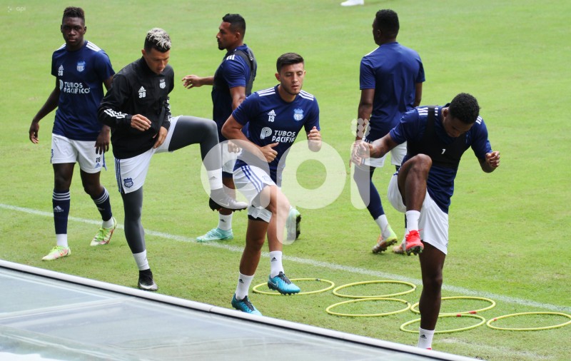 GYE-ENTRENAMIENTO-EMELEC