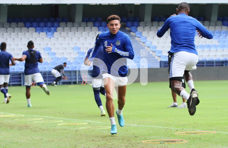 GYE-ENTRENAMIENTO-EMELEC