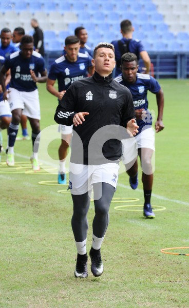 GYE-ENTRENAMIENTO-EMELEC