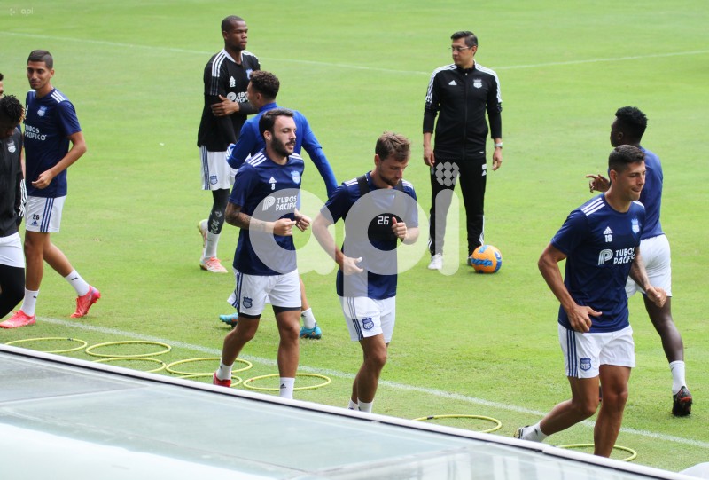 GYE-ENTRENAMIENTO-EMELEC