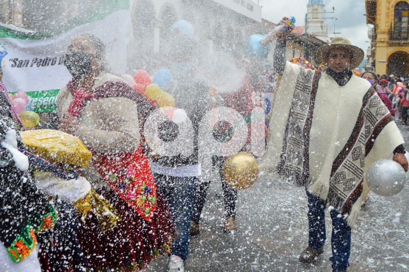 CUE-DESFILE-CARNAVAL