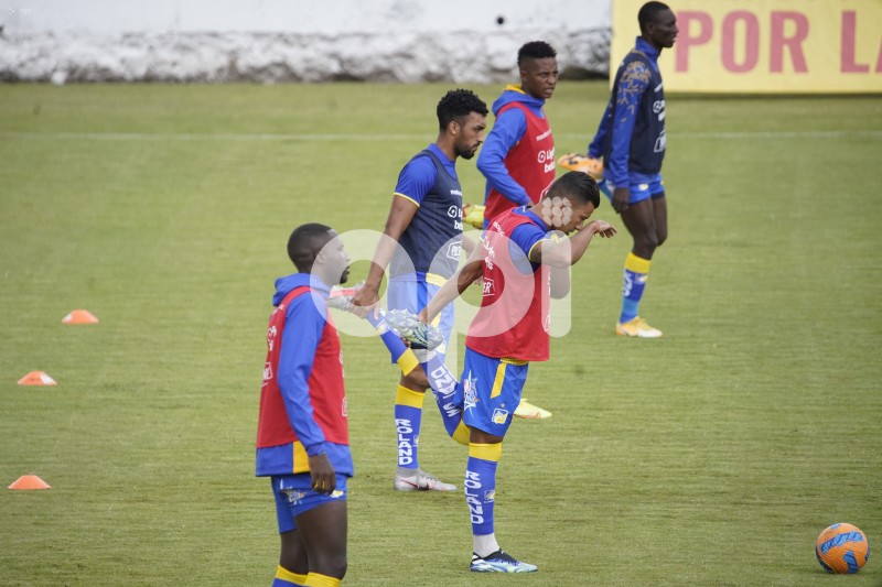FBL-LIGAPRO-AUCAS-DELFIN