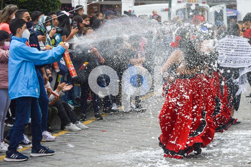CUE-DESFILE-CARNAVAL