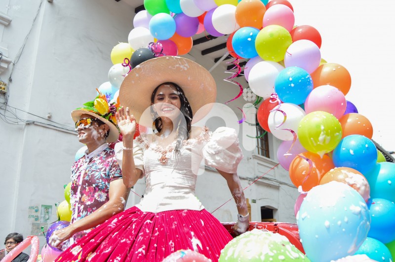 CUE-DESFILE-CARNAVAL