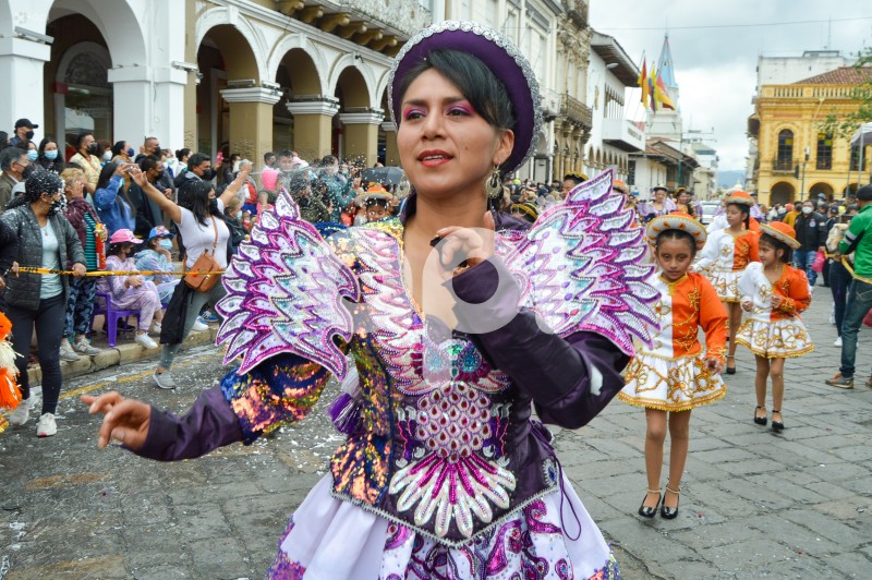 CUE-DESFILE-CARNAVAL