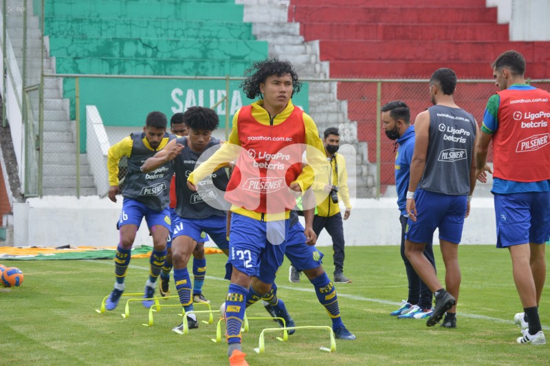 FBL-LIGAPRO-GUALACEO-CUMBAYA