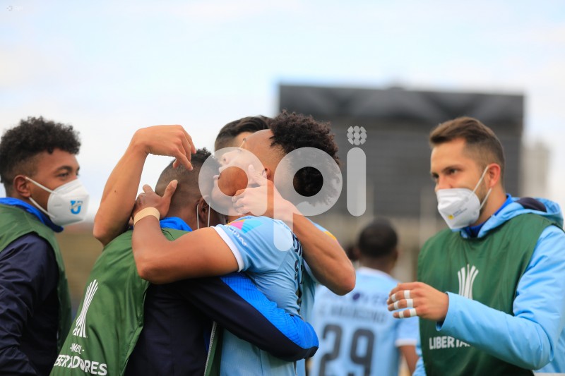 FBL-LIBERTADORES-CATOLICA-BOLIVAR