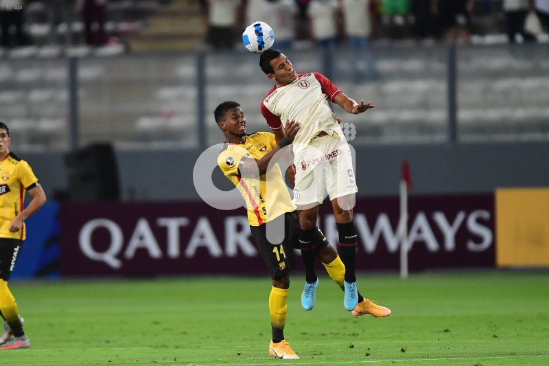 FBL-LIBERTADORES-UNIVERSITARIO-BARCELONA