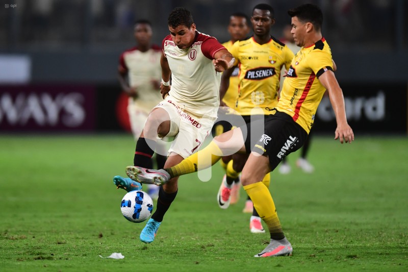 FBL-LIBERTADORES-UNIVERSITARIO-BARCELONA