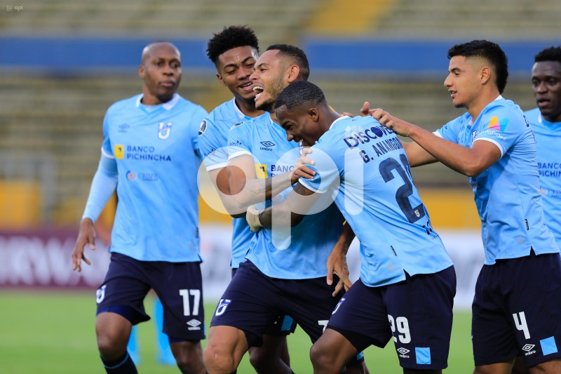 FBL-LIBERTADORES-CATOLICA-BOLIVAR