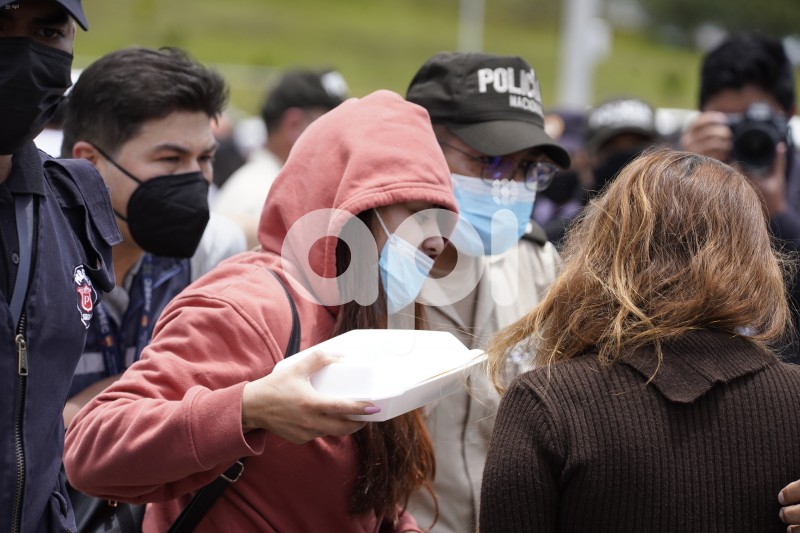 UIO-AEROPUERTO-VUELO-HUMANITARIO-UCRANIA