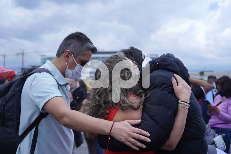 UIO-AEROPUERTO-VUELO-HUMANITARIO-UCRANIA
