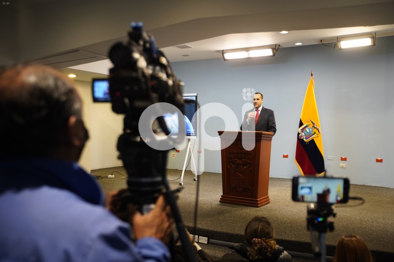 UIO-RRPP-CANCILLER-HOLGUÍN -UCRANIA