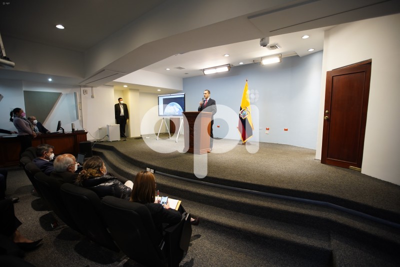 UIO-RRPP-CANCILLER-HOLGUÍN -UCRANIA