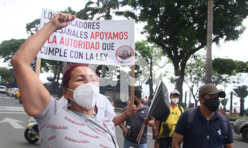 GYE-MARCHA-PESCADORES