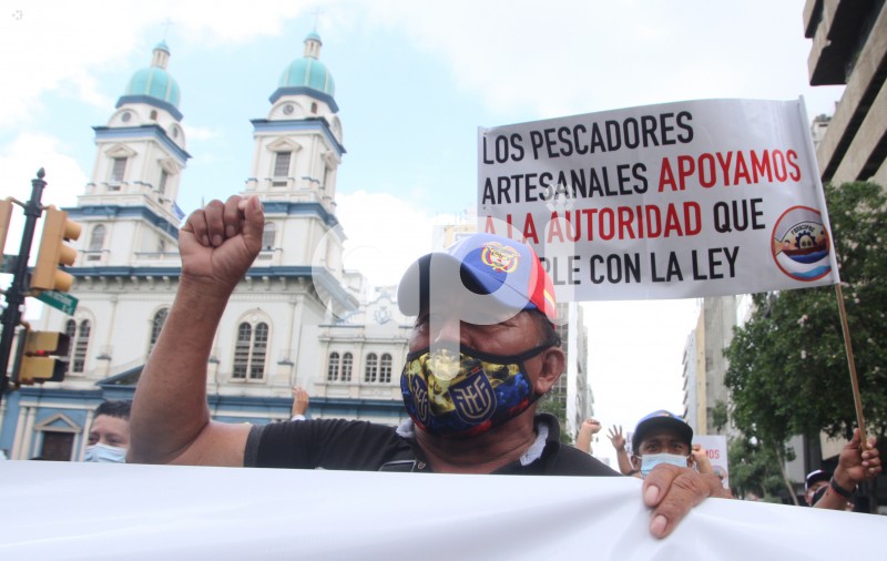 GYE-MARCHA-PESCADORES