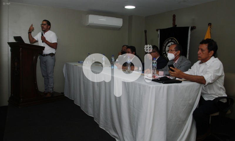 GYE-LEY-LABORAL