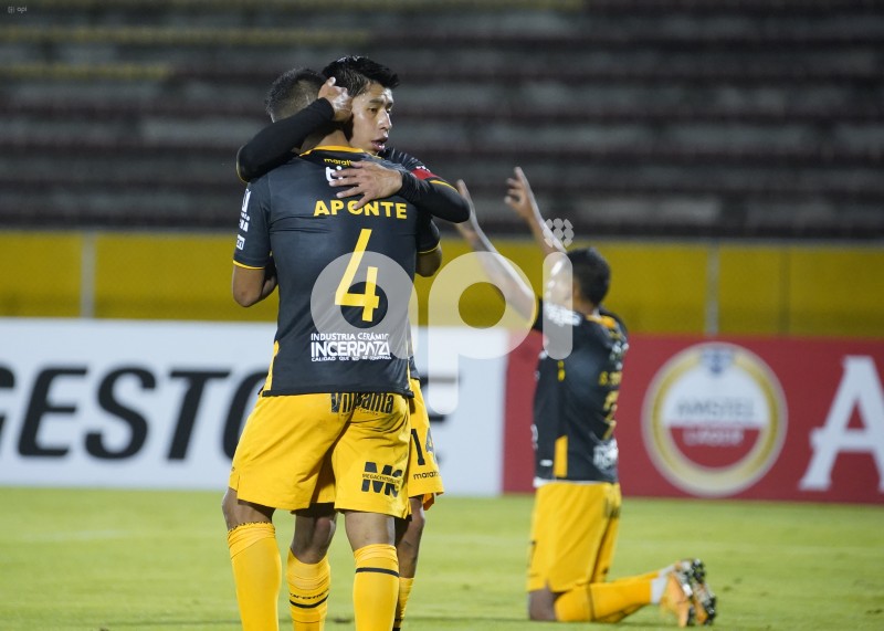 UIO-FBL-LIBERTADORES-CATOLICA-STRONGEST