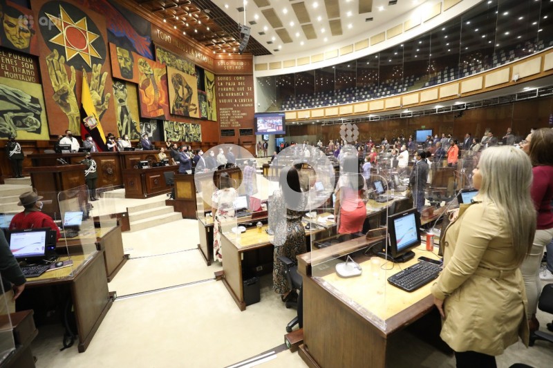 UIO-PLANTÓN-UNE-ASAMBLEA
