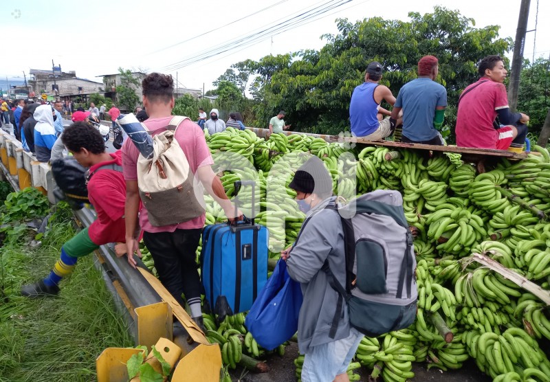 GYE-PROTESTA- BANANEROS