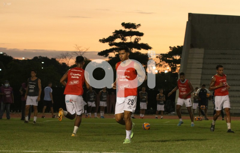FBL-LIGAPRO-GUAYAQUIL-DELFIN