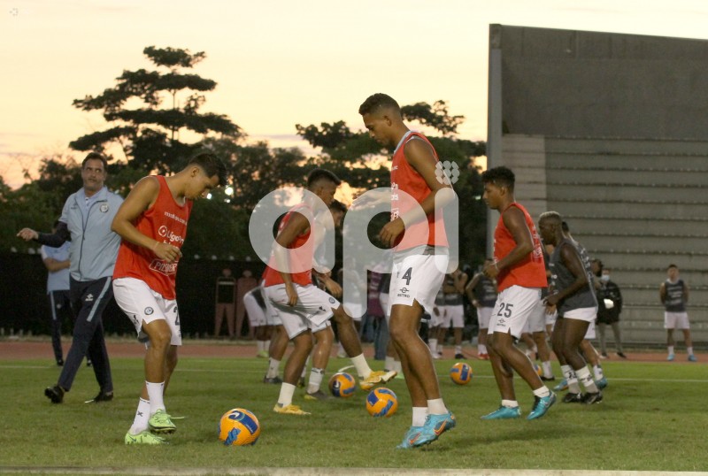 FBL-LIGAPRO-GUAYAQUIL-DELFIN