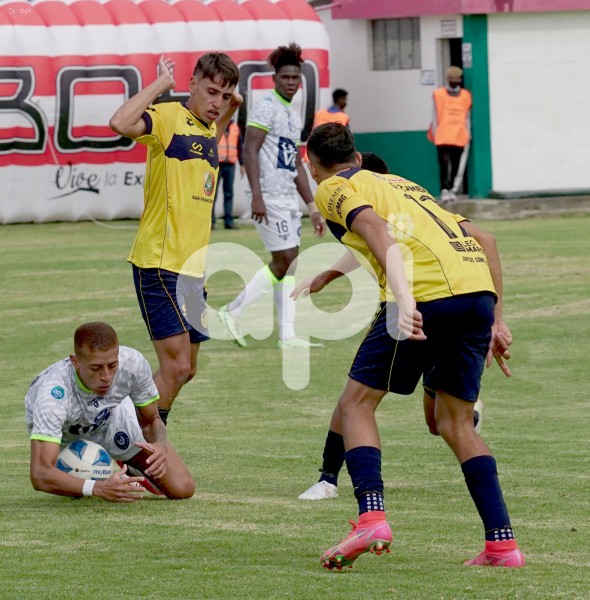 FBL-LIGA PRO-CHACARITAS-GUAYAQUIL SPORT-