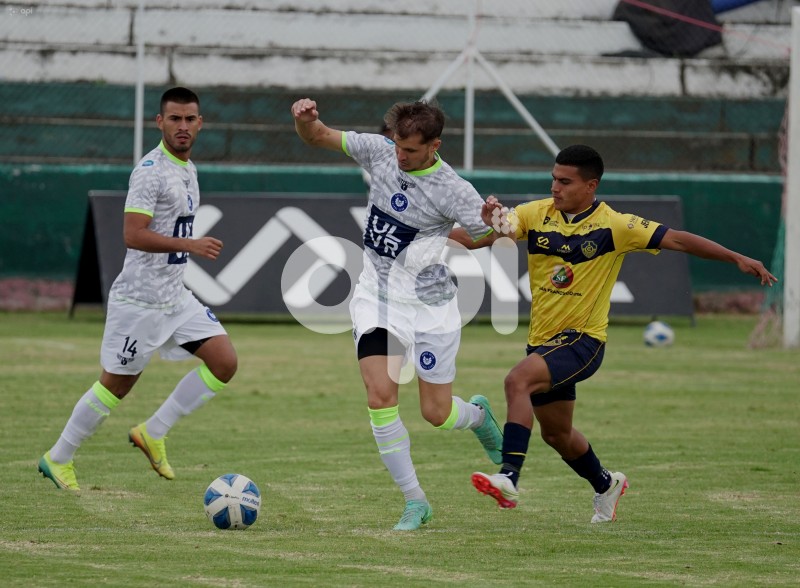 FBL-LIGA PRO-CHACARITAS-GUAYAQUIL SPORT-