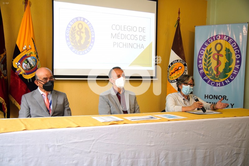 COLEGIO-MEDICOS-RRPP