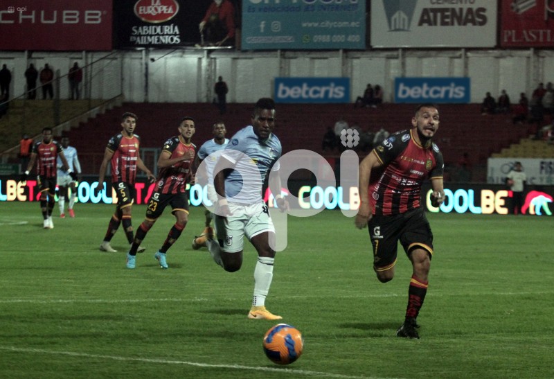 FBL-LIGAPRO-CUENCA-CATOLICA