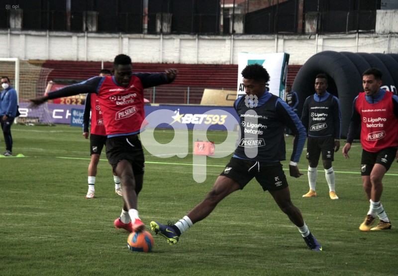 FBL-LIGAPRO-CUENCA-CATOLICA
