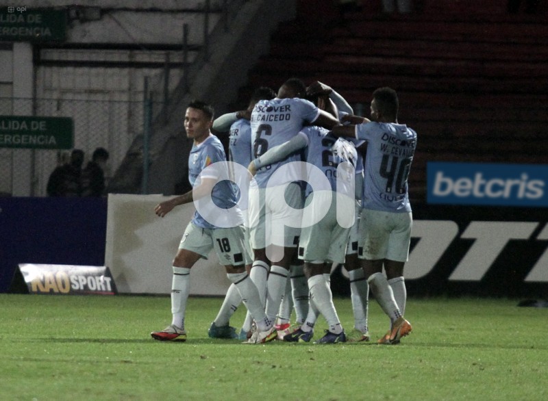 FBL-LIGAPRO-CUENCA-CATOLICA