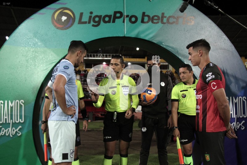 FBL-LIGAPRO-CUENCA-CATOLICA