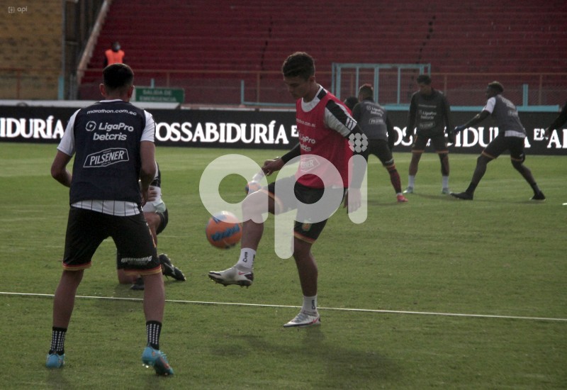 FBL-LIGAPRO-CUENCA-CATOLICA
