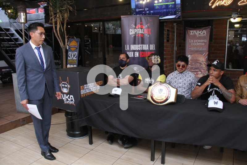 UIO-BOXEO-OCLES-QUIÃÃNEZ
