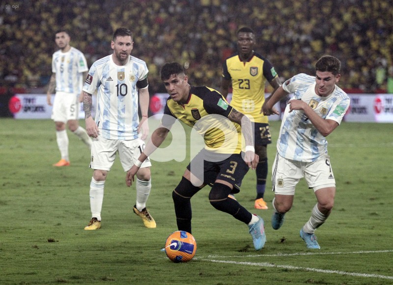 FBL-ELIMINATORIAS-CATAR2022- ECUADOR - ARGENTINA