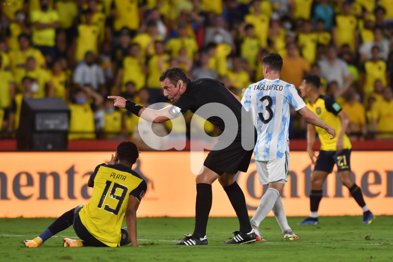 FBL-ELIMINATORIAS-CATAR2022- ECUADOR - ARGENTINA