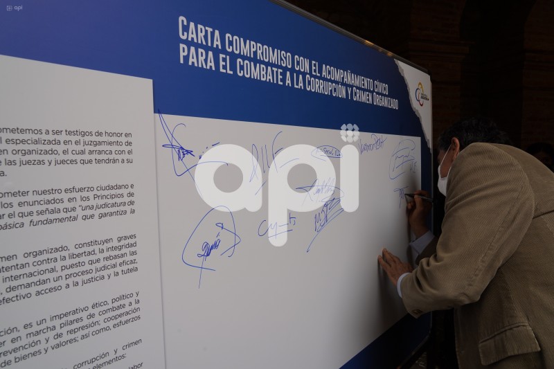 CONVOCATORIA-JUECES-ANTICORRUPCION