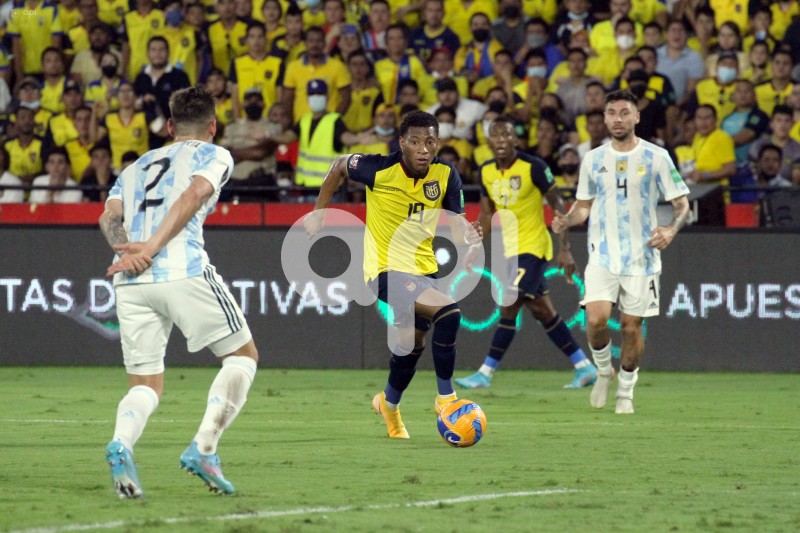 FBL-ELIMINATORIAS-CATAR2022- ECUADOR - ARGENTINA