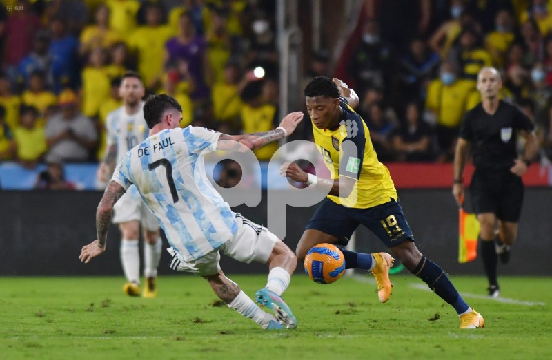 FBL-ELIMINATORIAS-CATAR2022- ECUADOR - ARGENTINA