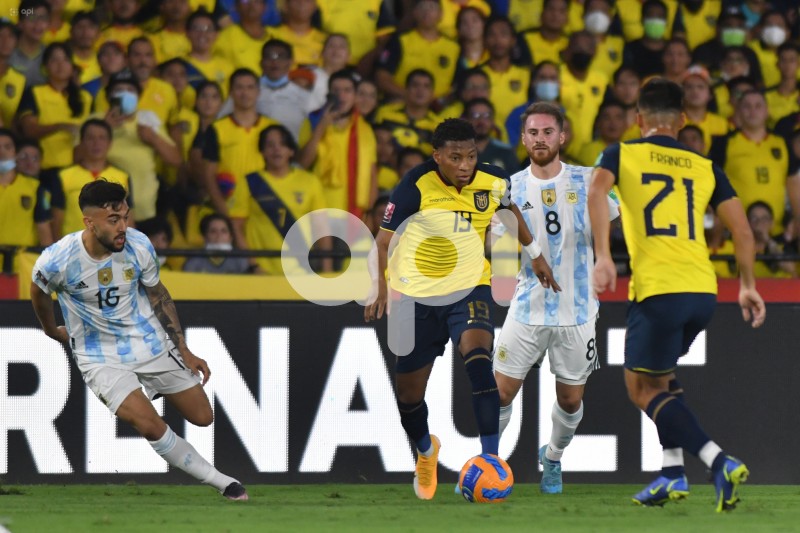 FBL-ELIMINATORIAS-CATAR2022- ECUADOR - ARGENTINA