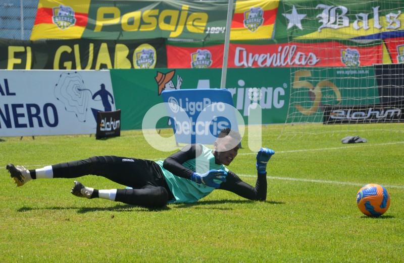 FBL-LIGAPRO-ORENSE-MUSHUC RUNA