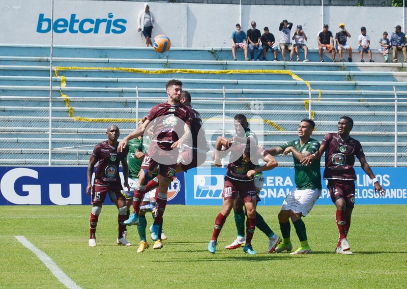 FBL-LIGAPRO-ORENSE-MUSHUC RUNA