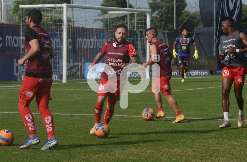 FBL-LIGAPRO-GUAYAQUIL-CITY-TECNICO