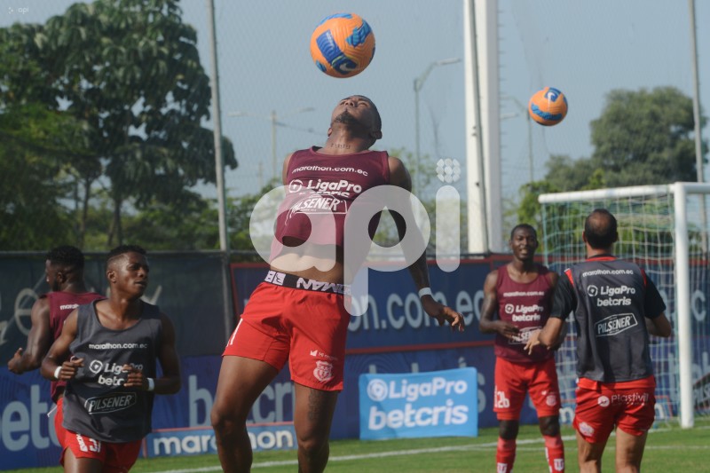 FBL-LIGAPRO-GUAYAQUIL-CITY-TECNICO