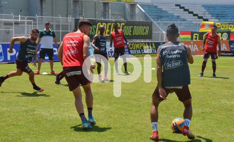 FBL-LIGAPRO-ORENSE-MUSHUC RUNA